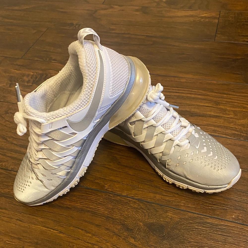 Fun Woven Nike Tennis Shoes